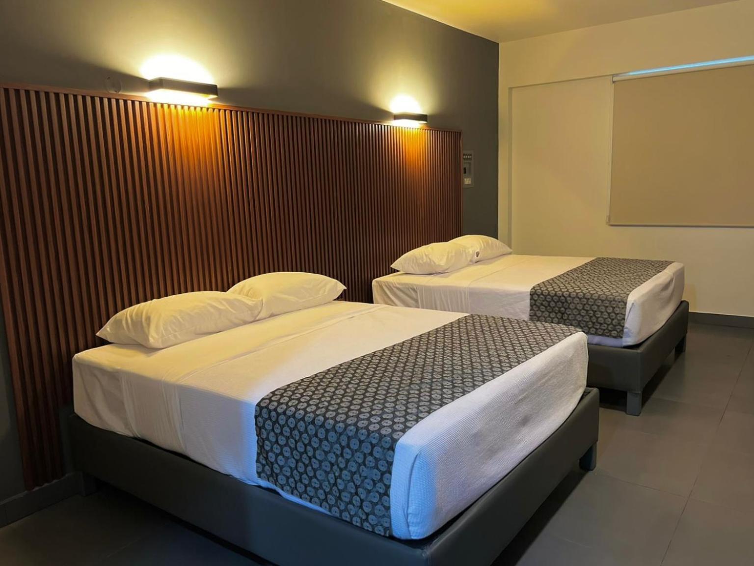 Hotel Maioris Guadalajara Palomar Экстерьер фото